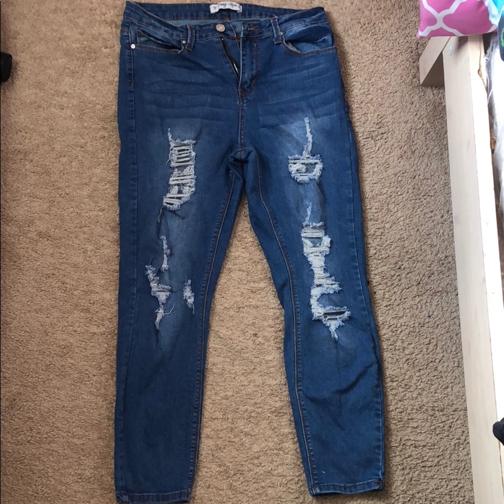 Distressed Skinny Jeans